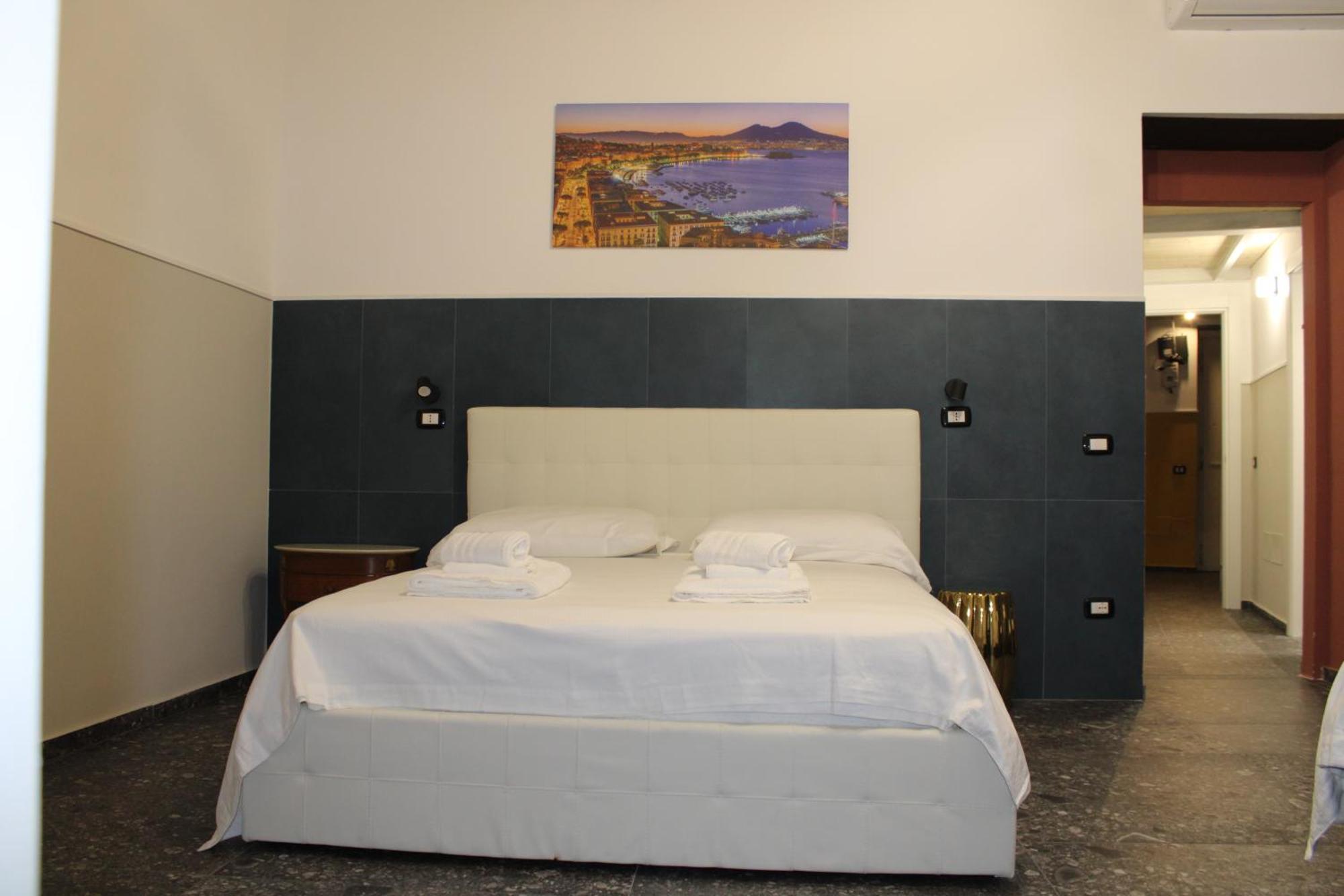 Bed & Breakfast La Del Centro Storico Napoli